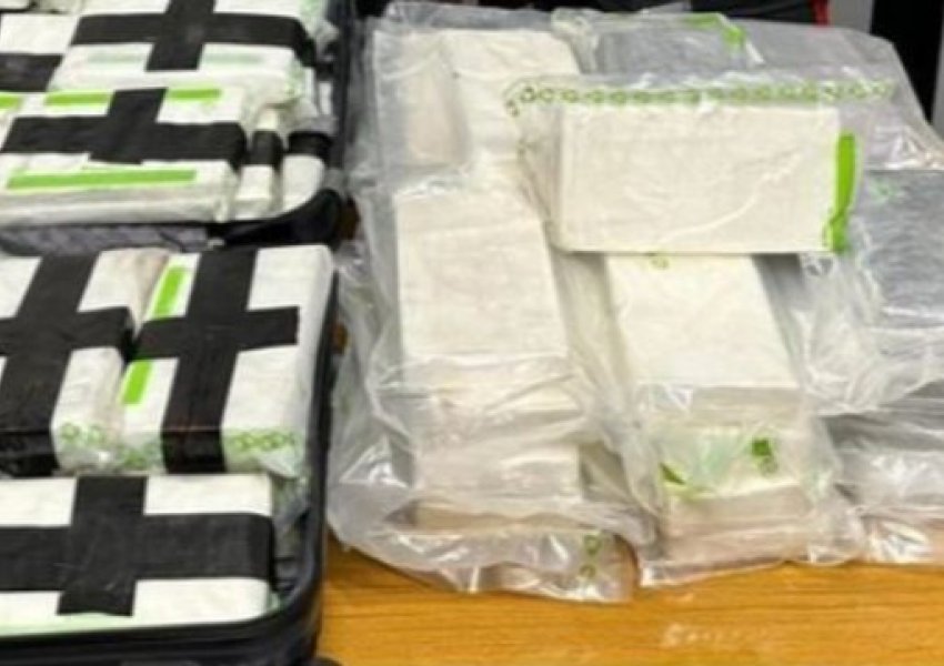 Po trafikonin 60 kg kokainë të fshehura në makinë, arrestohen tre shqiptarë në Itali