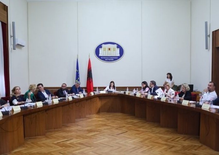 Konferenca e Kryetarëve/ Diskutohet kërkesa e PD për Komisionin Hetimor për Portin e Durrësit, Bardhi: Duhet transparencë
