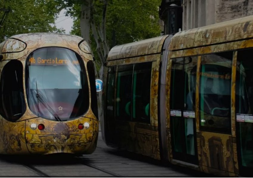 Ky qytet evropian e bëri transportin publik falas një vit më parë. Ja çfarë ndodhi më pas