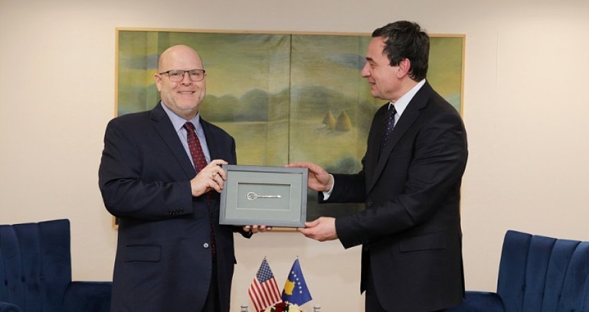 Hovenieri me Kurtin: Me bashkëpunimin më të ngushtë, do të lobonim më shumë për Kosovën