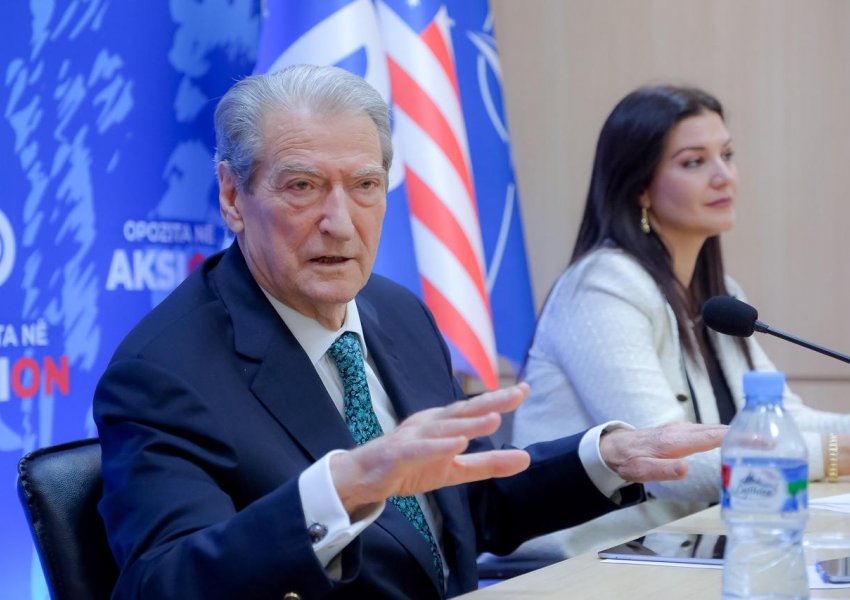 Berisha publikon biletën e avionit të Veliajt: E ka kthimin me 18 janar, po e mbush komunitetin ndërkombëtar me shpifje për të marrë azil