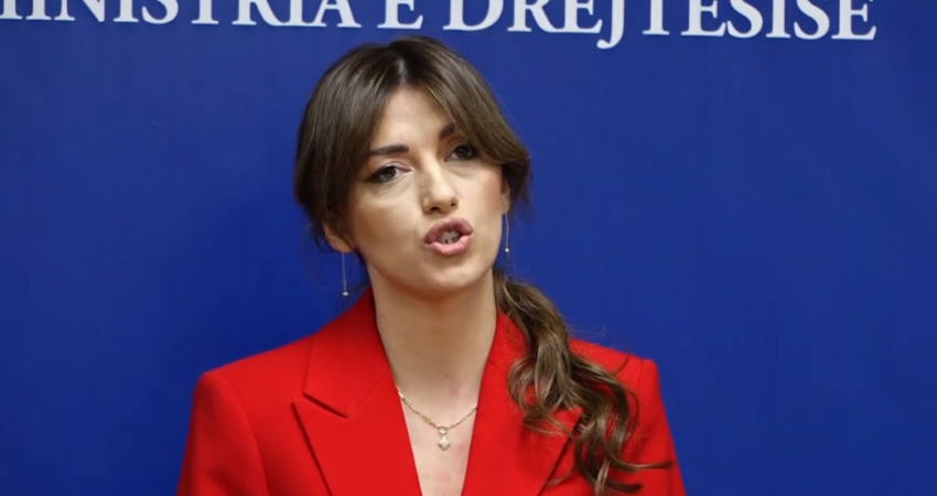 Kryetarja Haxhiu thërret konferencë për media