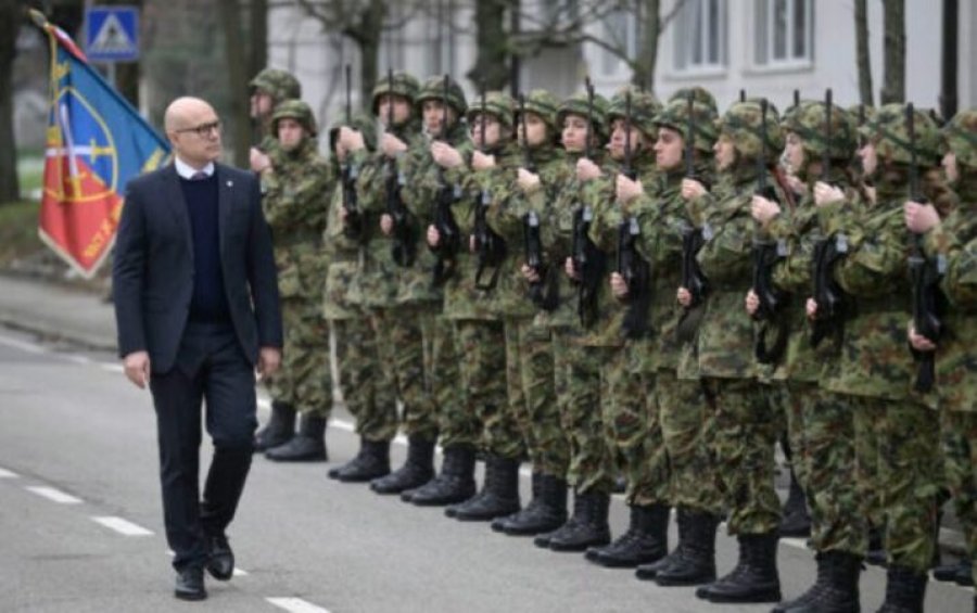 Ministri serb i Mbrojtjes: Shërbimi i detyrueshëm ushtarak nuk është përgatitje për luftë