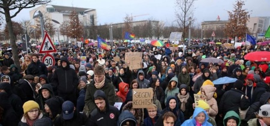 Mbi 450,000 njerëz protestuan kundër të djathtës ekstreme në Gjermani