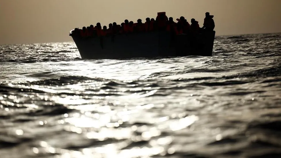 Shpëtohen mbi 100 emigrantë në brigjet e Libisë