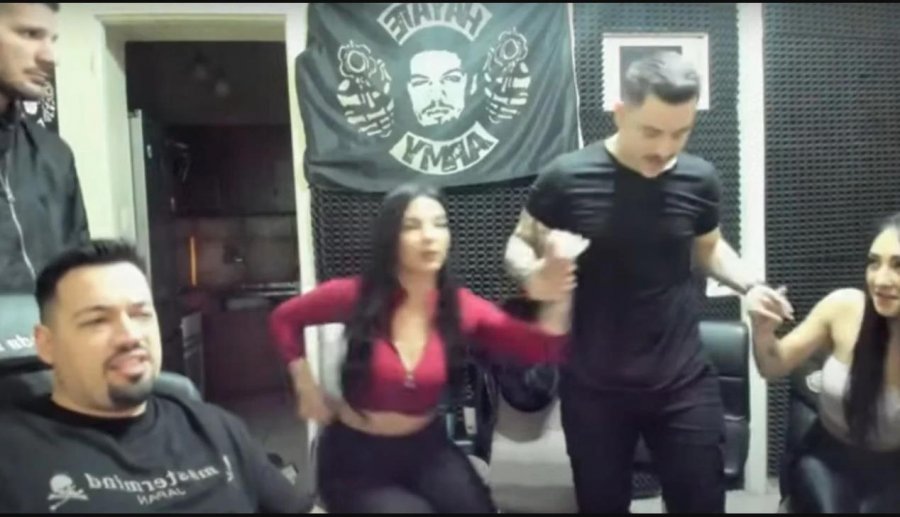 VIDEO/ Arrestohet ‘Tik-tokeri’ shqiptar në Greqi! Abuzonte seksualisht dhe shante ‘live’ personat me aftësi të kufizuara