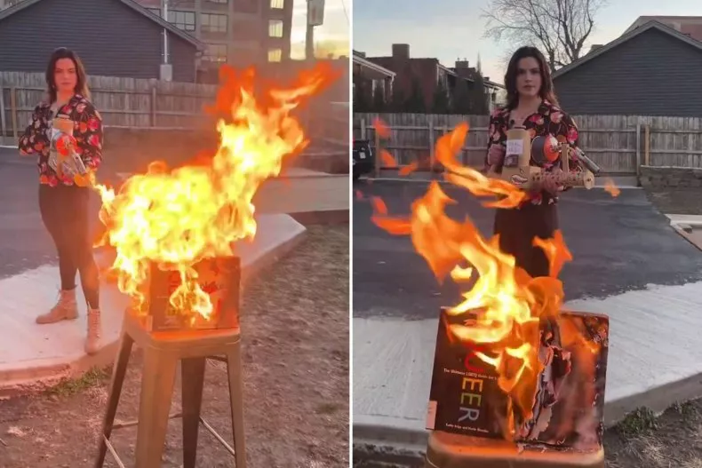 Videoja virale  tregon momentin kur kandidatja republikane djeg librat e LGBT-së me flakëhedhës 