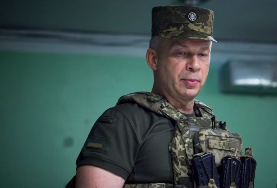 Zelensky emëron komandantin e ri të ushtrisë ukrainase