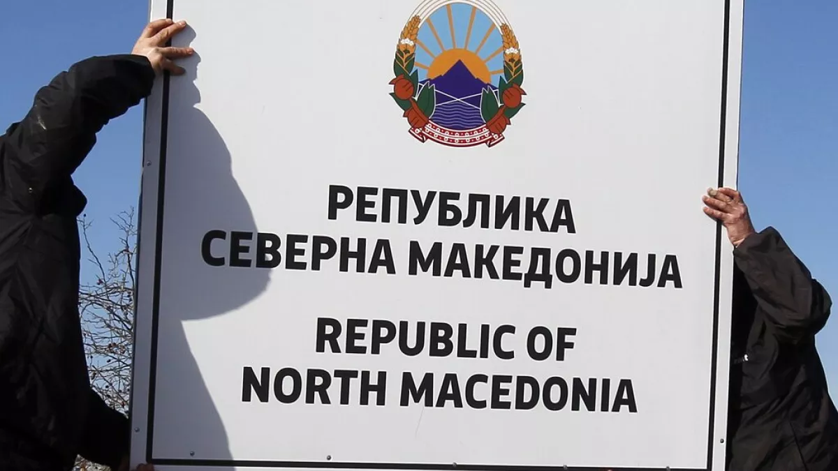 Qytetarët e Maqedonisë së Veriut nxitojnë të marrin pasaportën e re pa mbaruar afati