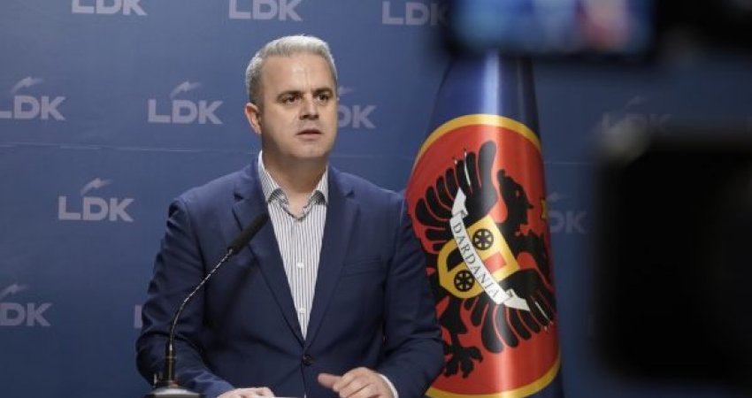 Azemi: LDK ia dha zgjidhjen por Kurti nuk e deshi Vjosën Presidente