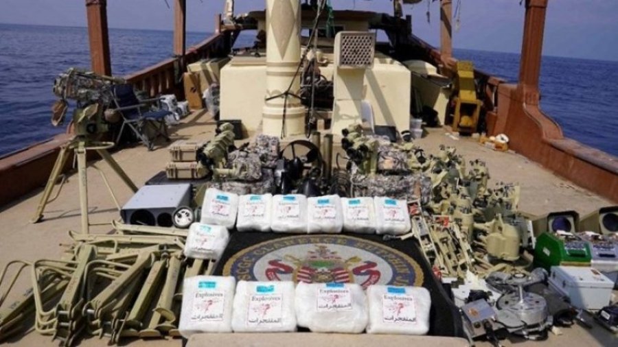 Amerikanët publikojnë foton: Kemi kapur anijen me plot armë iraniane, po u dërgoheshin militantëve të Huthi