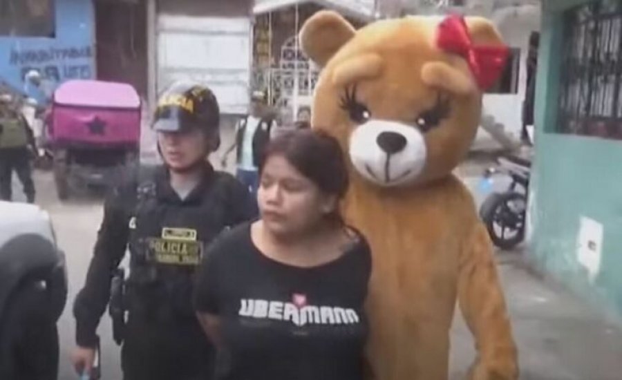 Arrestim romantik, polici i veshur si arush dhe me dhurata fut në kurth një grua për trafik droge në Peru
