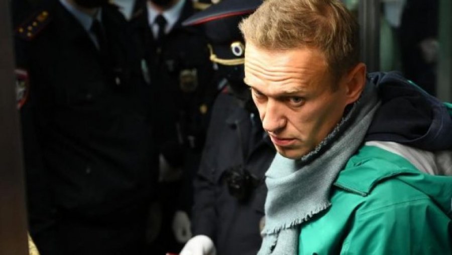 Nëna e Navalnyt tregon se si po shantazohet për ta marrë kufomën e të birit