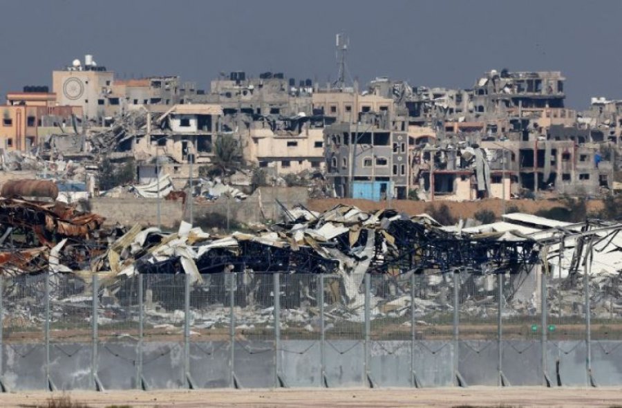 Izraeli pranon të lejojë dërgimin e miellit amerikan në Gaza