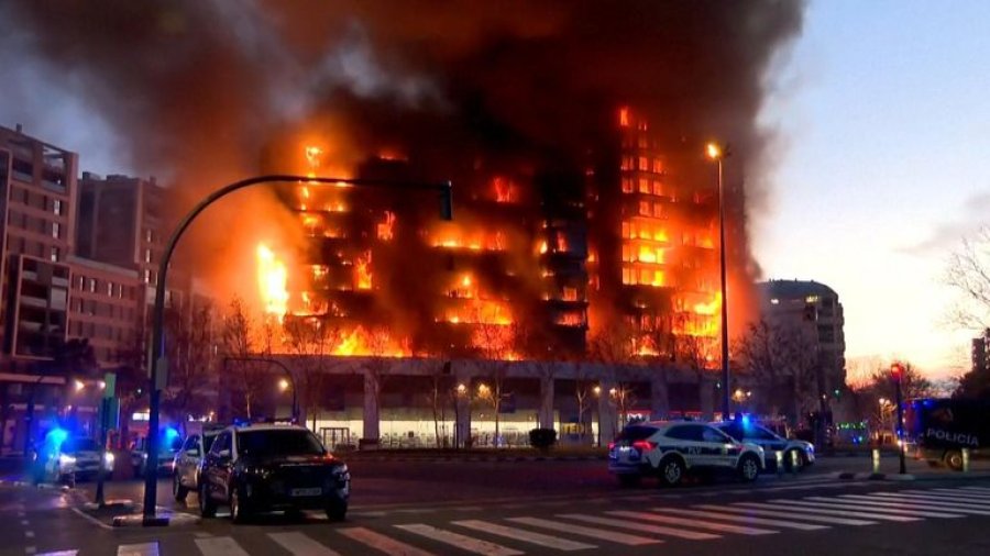 VIDEO/ Tragjedia në Valencia: 19 persona ende të zhdukur nga zjarri në bllokun e apartamenteve