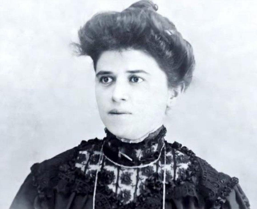 Më 24 shkurt 1871 lindi Sevasti Dako Qiriazi