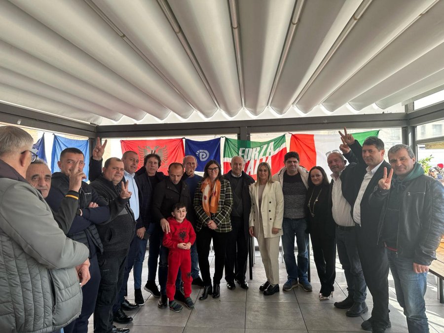Hoxha takime në Itali, prezanton grupin e punës për organizimin e degës PD Forli-Bolonia