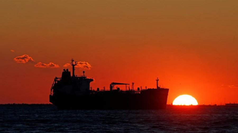 Anijet e transportit mirëpresin operacionin për sigurinë në Detin e Kuq