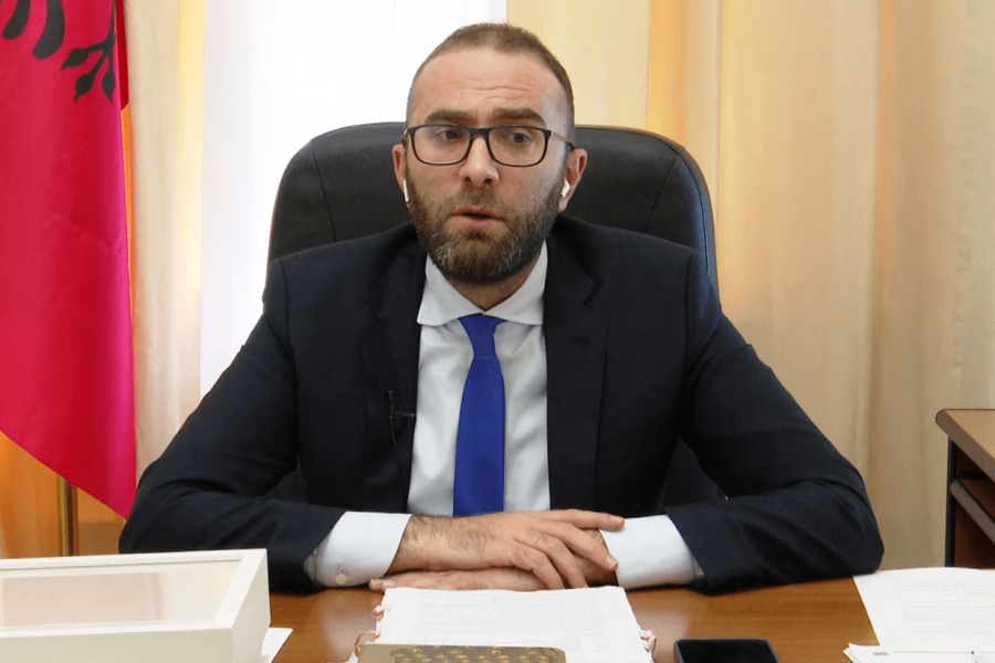 Bardhi, mesazh presidentit: Mos provoko opozitën për interes të mazhorancës në Kuvendin e Shqipërisë