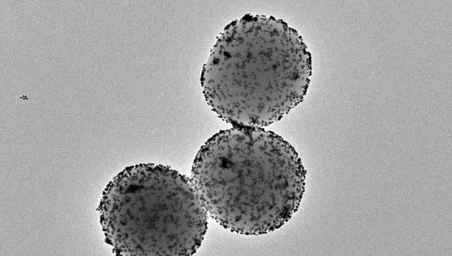 Nanobotët reduktojnë tumorin me 90%