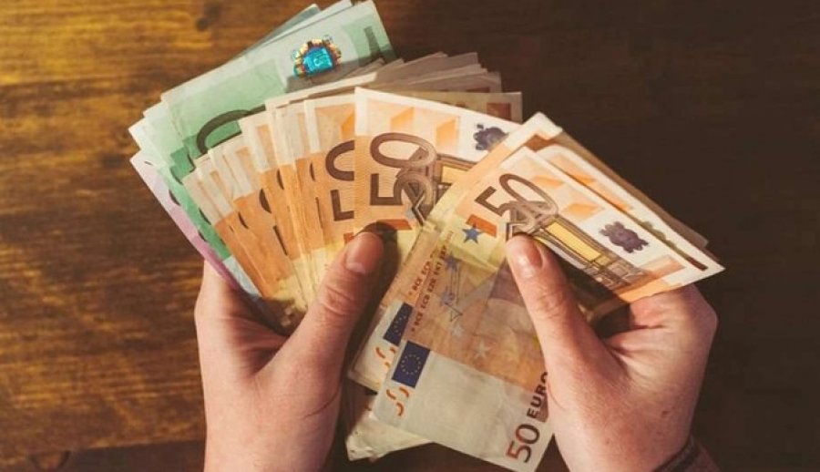 BQK: Euro do të jetë e vetmja valutë për pagesa në Republikën e Kosovës