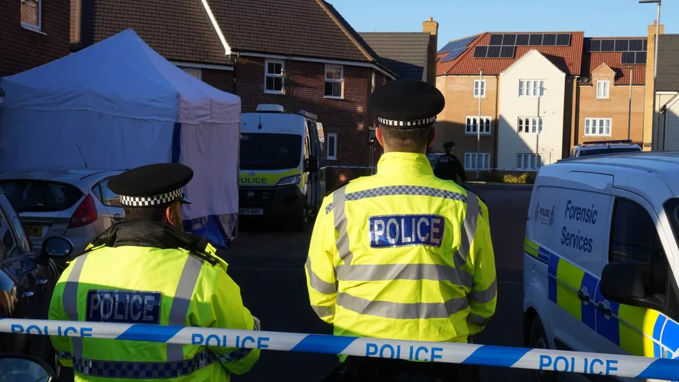 Norwich: Familja me katër anëtarë gjendet e vdekur në shtëpi