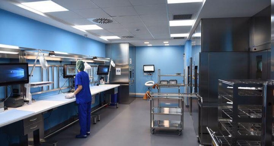 Kosto e shërbimit të laboratorit në QSUT, më shumë se 3-fishi në spitalet ndërkombëtare