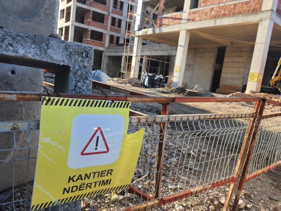 Punëtori bie nga lartësia e ndërtesës në Tiranë, në pranga drejtuesi teknik i firmës së ndërtimit