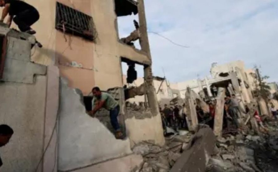Vriten dhjetëra civilë në një sulm izraelit në qytetin e Gazës