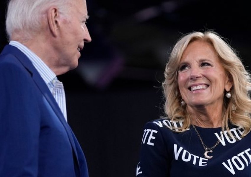 Fushata e Biden/ Mes kaosit, zonja e Parë do të organizojë mbledhjen e fondeve në Paris