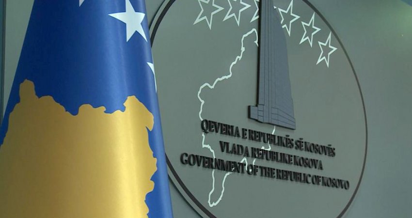 Qeveria për vendimin e BE-së: Nuk u konsultuan me ne, pasaportat ilegale të serbëve e shkelin sovranitetin e Kosovës