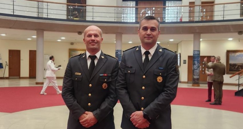 Oficerët e FSK-së përfundojnë me sukses kursin e avancuar për Komandë dhe Shtab në Mbretërinë e Bashkuar