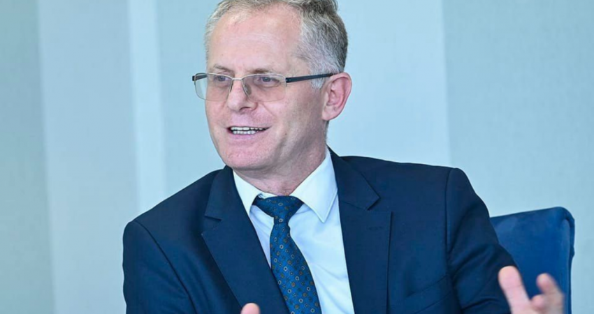 Bislimi: Në Kosovë ka rënë shkalla e papunësisë