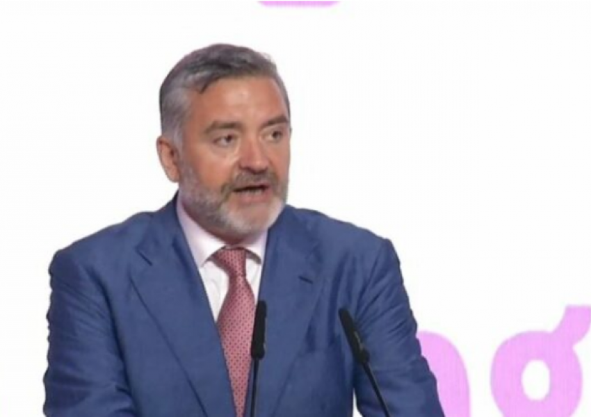 Shqipëria braktiset përditë nga rinia por Klosi thotë se PS ka 34 mijë anëtarë të rinj