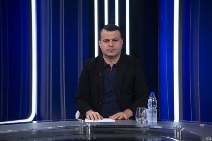 Diella në dritë të Diellit