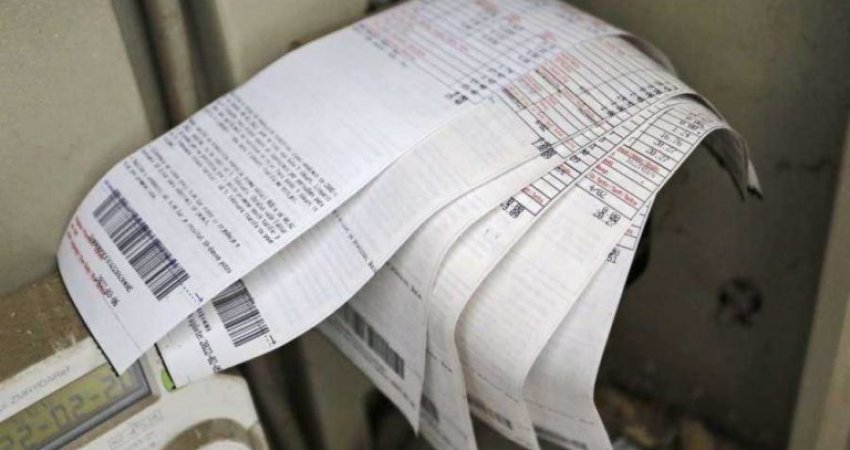 Nga sot KEDS-i nis aplikimin e taksës për shkyçje të konsumatorëve që nuk e paguajnë borxhin brenda afatit ligjor