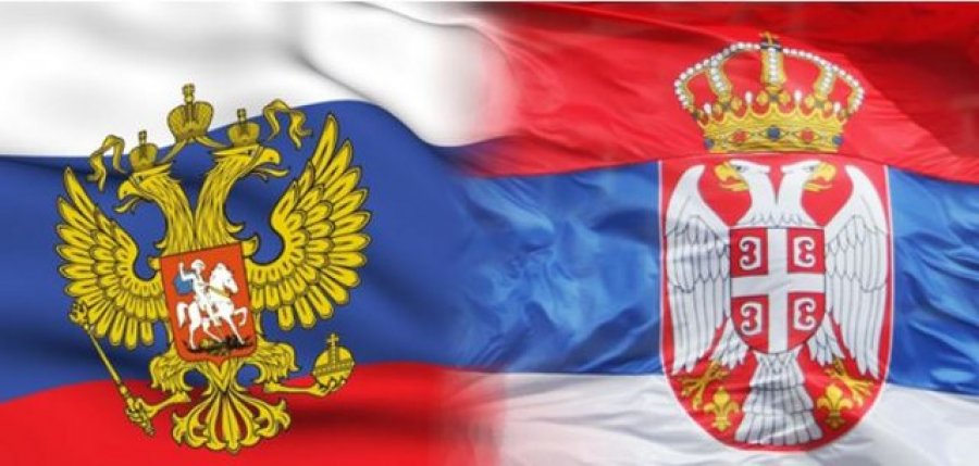 Serbia me sy e zemër larg Perëndimit, Daçiç nesër në Moskë