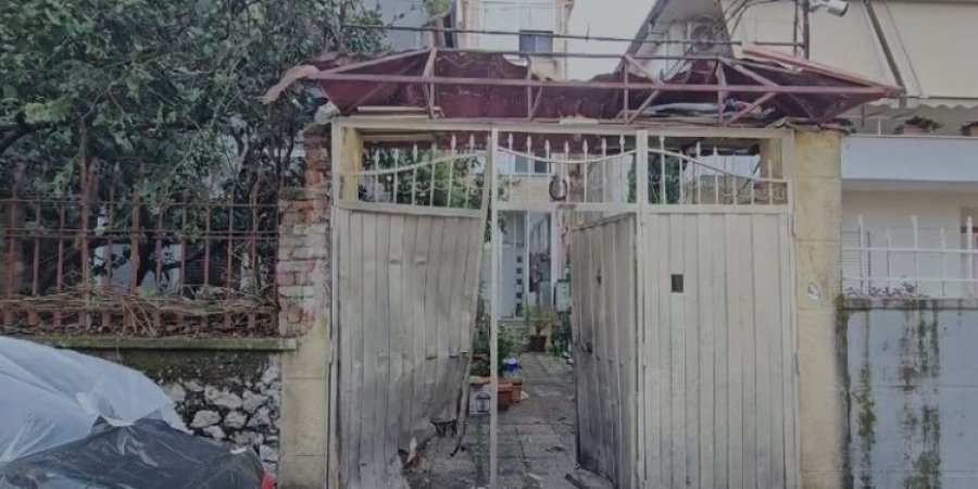 Shpërthim në portën e banesës së një gruaje në Shkodër pas mesnate