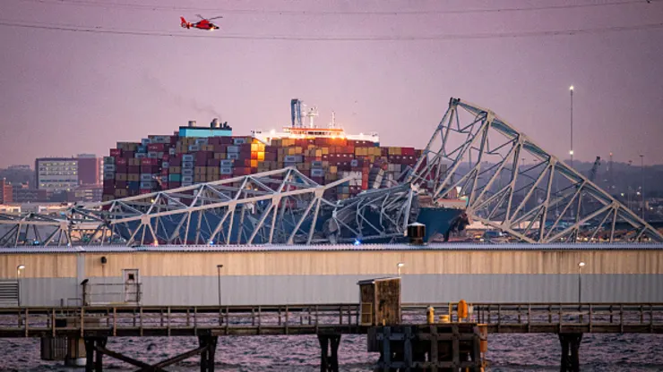 Gjigandi i transportit Maersk pohon se e mori me qira, anijen që u përplas me urën e Baltimores