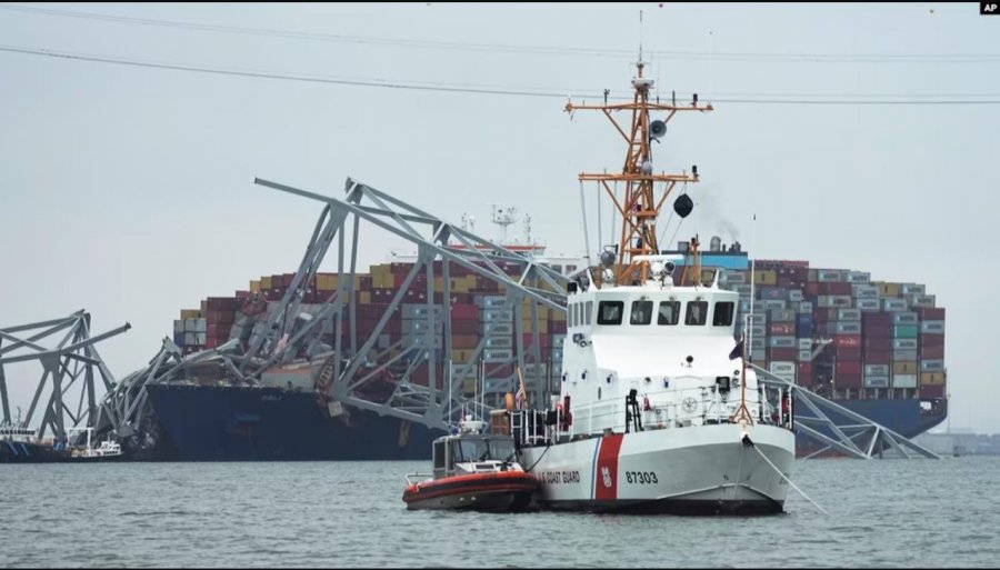 Inspektorët federalë hetojnë incidentin e përplasjes së anijes me urën e Baltimorës