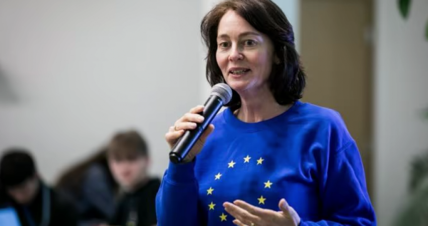 Nënkryetarja e PE-së: Komisioni Evropian vendosi në mënyrë të njëanshme sanksione vetëm ndaj Kosovës, sinjal kontradiktor