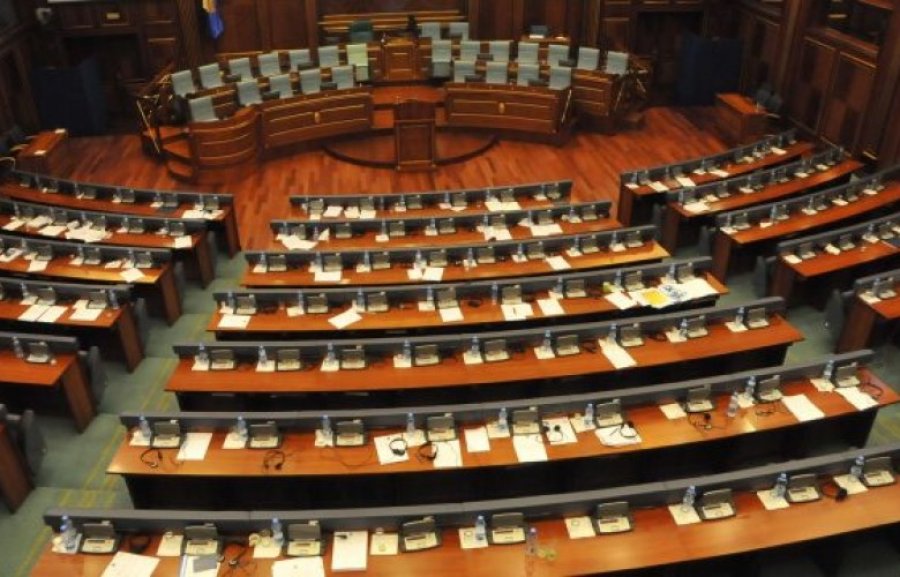 Seancë e jashtëzakonshme në parlamentin e Kosovës