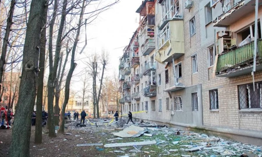 Ukraina: Rusia mund të ketë përdorur një lloj të ri bombash në sulmet ndaj Harkivit
