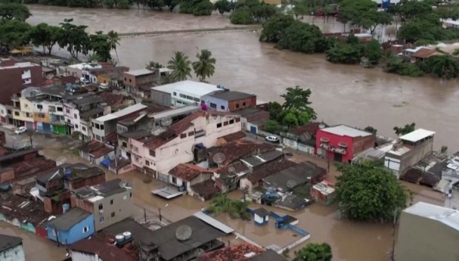 Përmbytje vdekjeprurëse në Brazil, 5 të vdekur dhe 18 të zhdukur