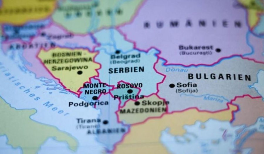 A mund të destabilizojë BE-në anëtarësimi i Ukrainës dhe Moldavisë?