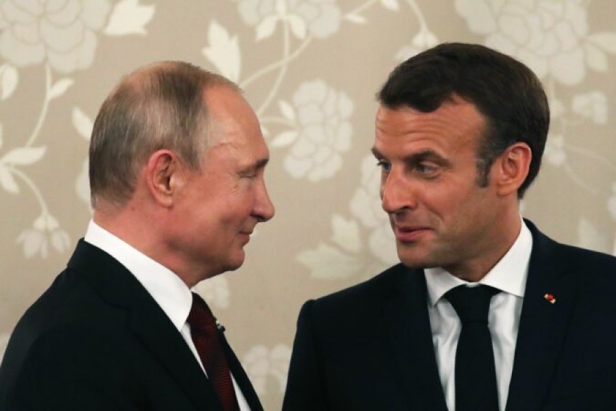 'Dyert për negociata janë të hapura', Macron: Duhet të kemi dialog me Rusinë