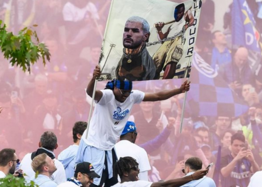 Pankarta me Theo Hernandez si qen gjatë festimeve të Interit, merret vendimi befasues për Dumfries