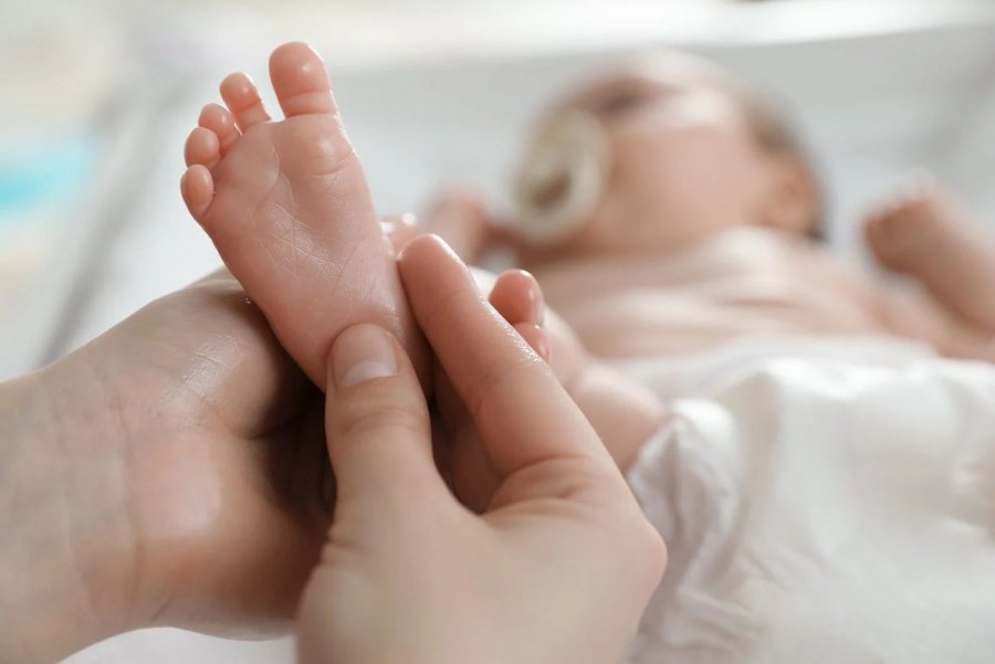 Foshnjat që lindin me fekondim artificial rrezikohen më shumë nga leucemia