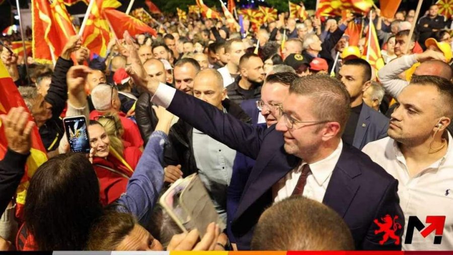 Fitorja e VMRO-DPMNE në RMV/ Meta përshëndet Mickoski-n: U treguat 'gentlemen' i vërtetë