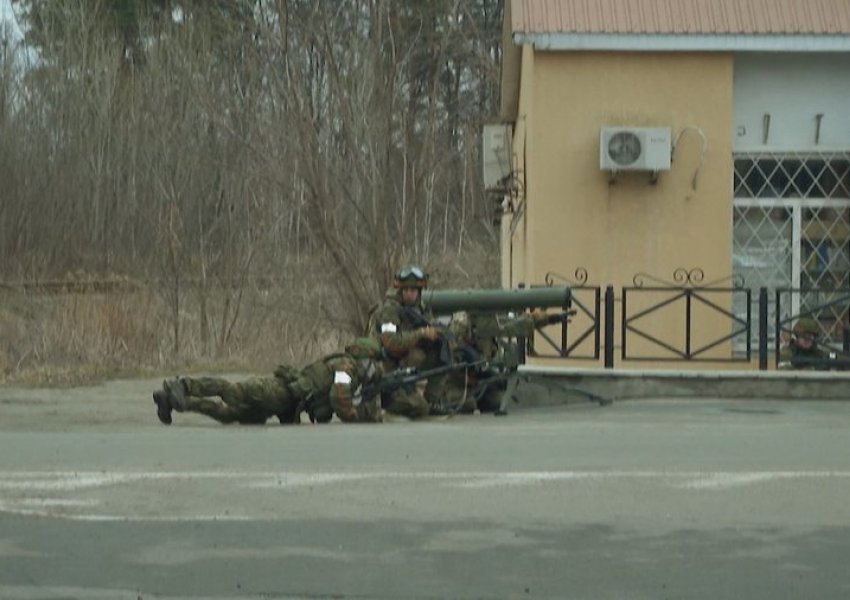 Raketa ruse S-300 mbi Ukrainën! 50 mijë trupa ruse gati të pushtojnë Kharkivin